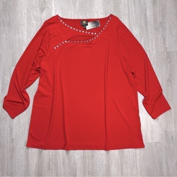 Red Embellished Cut Out Top 3X - Picture 2 of 7